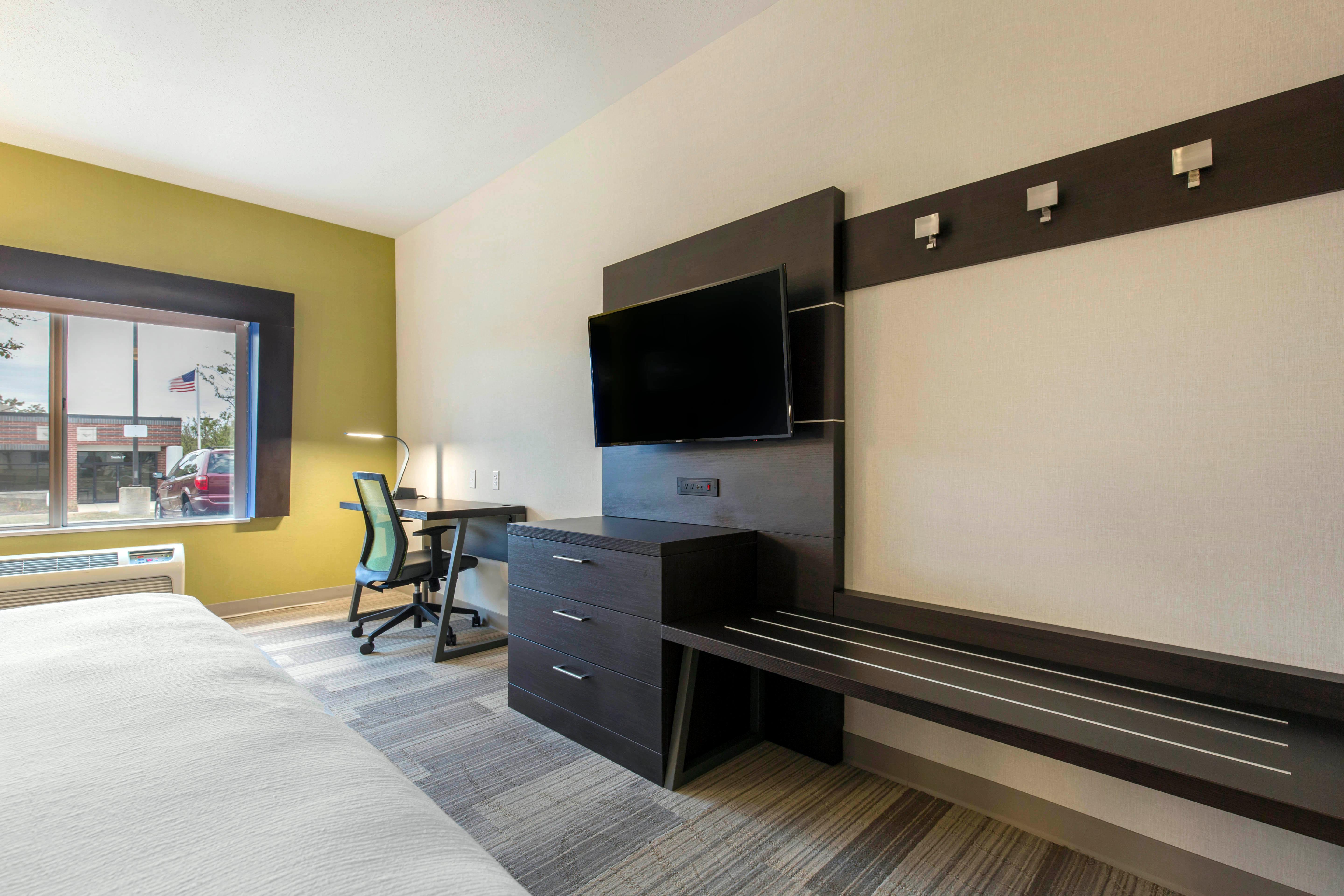 Holiday Inn Express And Suites Chicago West - St Charles By Ihg Saint Charles Exterior foto
