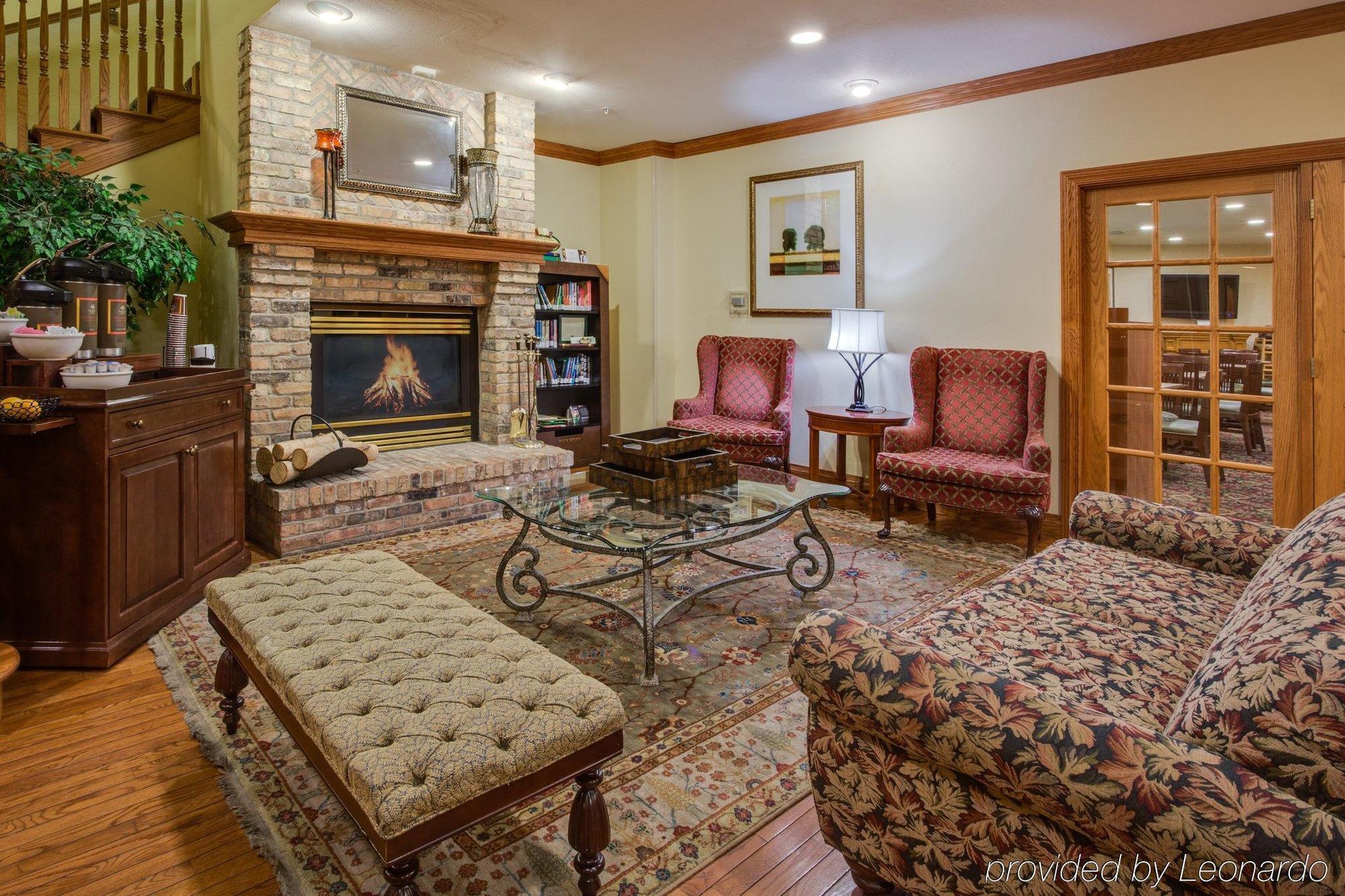 Holiday Inn Express And Suites Chicago West - St Charles By Ihg Saint Charles Exterior foto